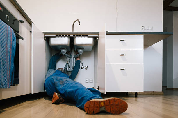 Professional Emergency Plumber technician working in Mount Jackson, VA